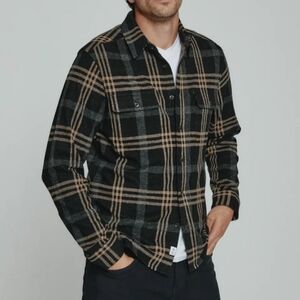 7Diamonds Plaid Flannel Navy and Tan Plaid Button-Up Shirt